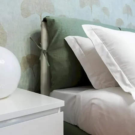 Vincenzo Monti 29 C Apartment
