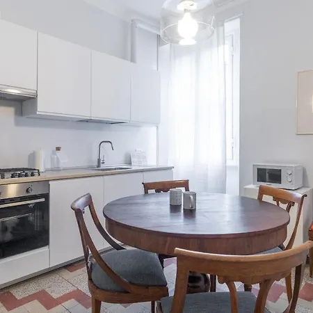 Vincenzo Monti 29 C Apartment *